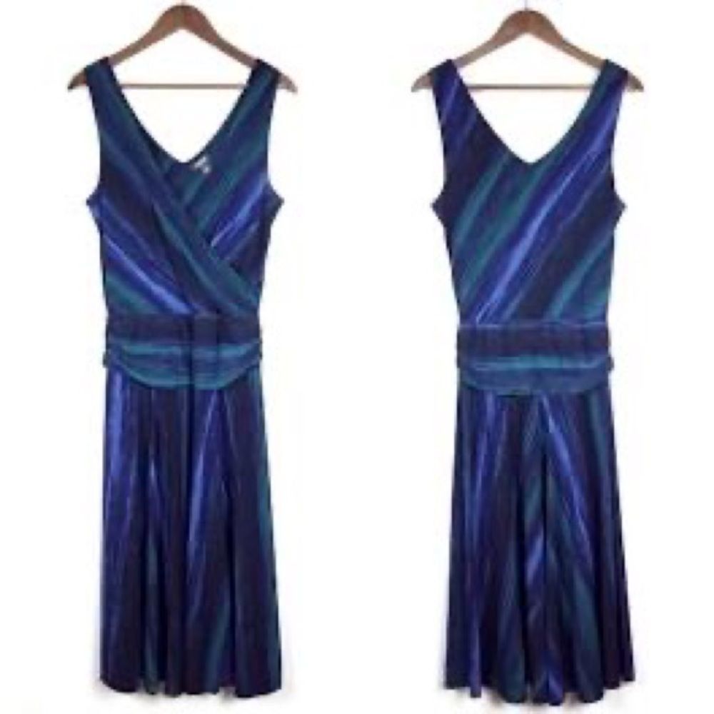 Kenneth Cole Reaction Blue&Green Striped Dress. Beautiful dress,looks brand new.